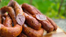 Jak przygotować kiełbasę kruchą z galaretką - najlepszy przepis