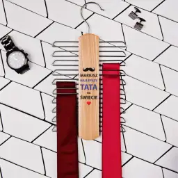 Jaki wieszak na krawaty wybrać: porównanie 5 najlepszych rozwiązań