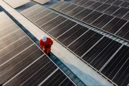 Ustawa OZE kiedy wchodzi w życie? Kluczowe zmiany i daty