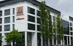 Biuro podróży które upadło: Jak uniknąć utraty pieniędzy?