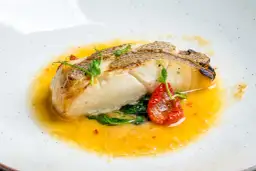 Jak przyrządzić halibuta na patelni - przepis na idealnie soczyste filety