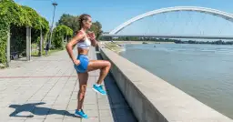 Jak powinna wyglądać prawidłowa rozgrzewka, aby uniknąć kontuzji?