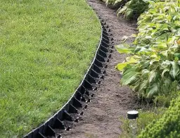 Jakie obrzeża do ogrodu wybrać? Porady, które pomogą w aranżacji przestrzeni