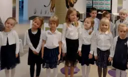 Jak ubrać dziecko na pasowanie na przedszkolaka: najlepsze propozycje stroju