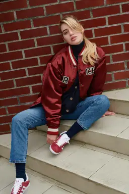 Pomysł na outfit do szkoły: stylowe i wygodne propozycje dla uczniów