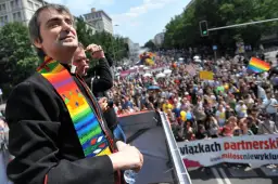 Czy świadek Jehowy może być z katolikiem? Wyzwania i różnice w wierzeniach