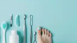 Odpadające paznokcie nóg: Przyczyny i rozwiązania problemu