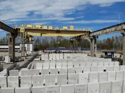 Jak mur oporowy może zwiększyć funkcjonalność i estetykę Twojego ogrodu?