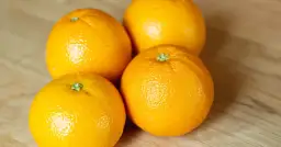 Czy te placki z nektarynką sprawią, że pokochasz letnie smaki?