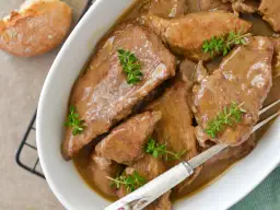 Jak zrobić wołowinę w sosie własnym - prosty przepis na pyszny obiad