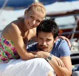 Mikołaj Krawczyk z kim jest w związku? Tajemnice jego życia prywatnego