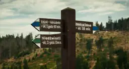 Co oznacza niebieski szlak i dlaczego warto go znać w górach