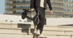 Jakie ciśnienie w oponach hulajnogi Xiaomi zapewni bezpieczeństwo?