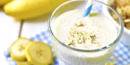 Batido de plátano y avena para aumentar masa muscular de forma efectiva