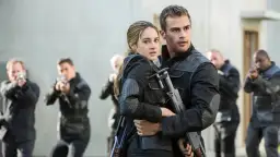 Recenzja filmu Niezgodna: Czy dystopijny świat zachwyca?