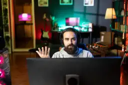 Specyficzne wyzwania podczas gier z prowadzącym na żywo online