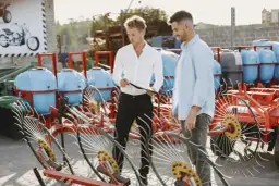 Części rolnicze – co warto wiedzieć przed zakupem i jak nie przepłacić?