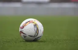 Finanse Sportowców: Jak Gwiazdy Sportu Uczą Się Zarządzać Wielkimi Pieniędzmi