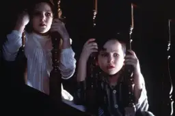 Inni - streszczenie filmu, które trzyma w napięciu do końca