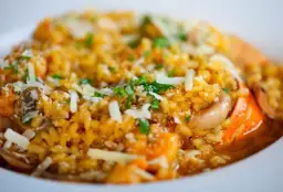 Gdzie zjeść w Weronie? Odkryj najlepsze restauracje i lokalne smaki