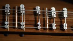 Czyste brzmienie akordu H-dur na gitarze: Sekrety mistrzów gry