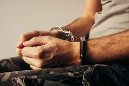 Czy oszustwo to przestępstwo? Poznaj konsekwencje prawne oszustwa