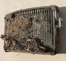 Zamarzający parownik klimatyzacji: przyczyny i skuteczne rozwiązania