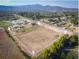 Czy można budować dom na działce rolnej? Sprawdź zasady i możliwości