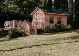 Na jakiej działce można postawić domek do 35m2 bez pozwolenia?