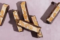 Czy batony proteinowe tuczą? Odkryj prawdę o ich wpływie na wagę