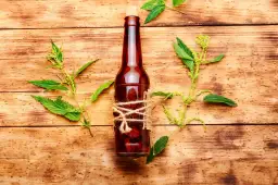 Nalewka z pokrzywy na co pomaga - odkryj jej niezwykłe właściwości zdrowotne