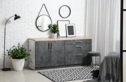 Najlepsze ozdoby na komodę w salonie - 10 inspirujących pomysłów
