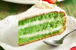 Ciasto z matchą i mascarpone: zaskocz swoich bliskich