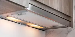 Jaki cichy okap wybrać - porównujemy najlepsze rozwiązania dla Twojej kuchni