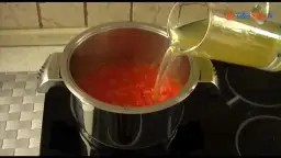 Jak zrobić zupę pomidorową ze świeżych pomidorów, by zachwycić smakiem