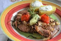 Czy myć wołowinę przed smażeniem? Uniknij błędów i zagrożeń dla zdrowia