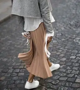 Jakie buty sportowe do sukienki? Stylowe i wygodne połączenia