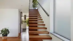 Poznaj realne koszty schodów drewnianych w Polsce - aktualne ceny i porady