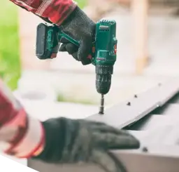 Jak kłaść blachę na dachu bez błędów - krok po kroku do sukcesu