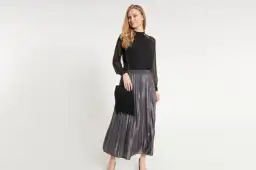 Jak stylowo ubrać się do plisowanej spódnicy: porady i inspiracje modowe