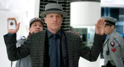 Woody Harrelson jako Merritt McKinney: Tajniki iluzji w filmie