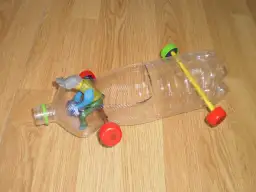 Pojazdy z recyklingu: ekologiczna przyszłość motoryzacji i ich zalety