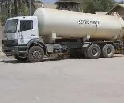 Ile kosztuje zabudowa asenizacyjna? Ceny i opcje dla rolników