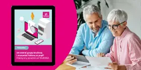 Grafika na tablecie: laptop, licznik, żarówka, piorun. Para analizuje dokumenty.