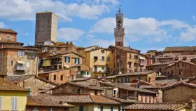 Torri medievali e tetti di Siena, un'anteprima di cosa vedere a Siena e dintorni in 3 giorni.