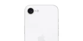 Biały tył iPhone SE 4 z pojedynczym aparatem i błyskiem.