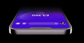 Telefon z aplikacją Revolut, pokazujący saldo £3,350. Dowiedz się, jak założyć konto Revolut i zacząć zarządzać finansami.