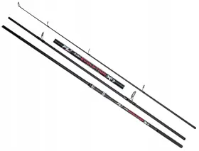 Trzy wędki karpiowe FL Carp Evolution X-3, każda o długości 3.9m i mocy 3.5lbs, gotowe na wielkie połowy.