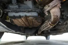 Perte d'huile moteur : Diagnostic précis, causes et coûts de réparation