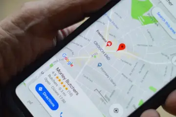 Mappa Google su smartphone mostra come trovare posizione cellulare tramite numero gratis. Indicazioni per "Morley Butchers".